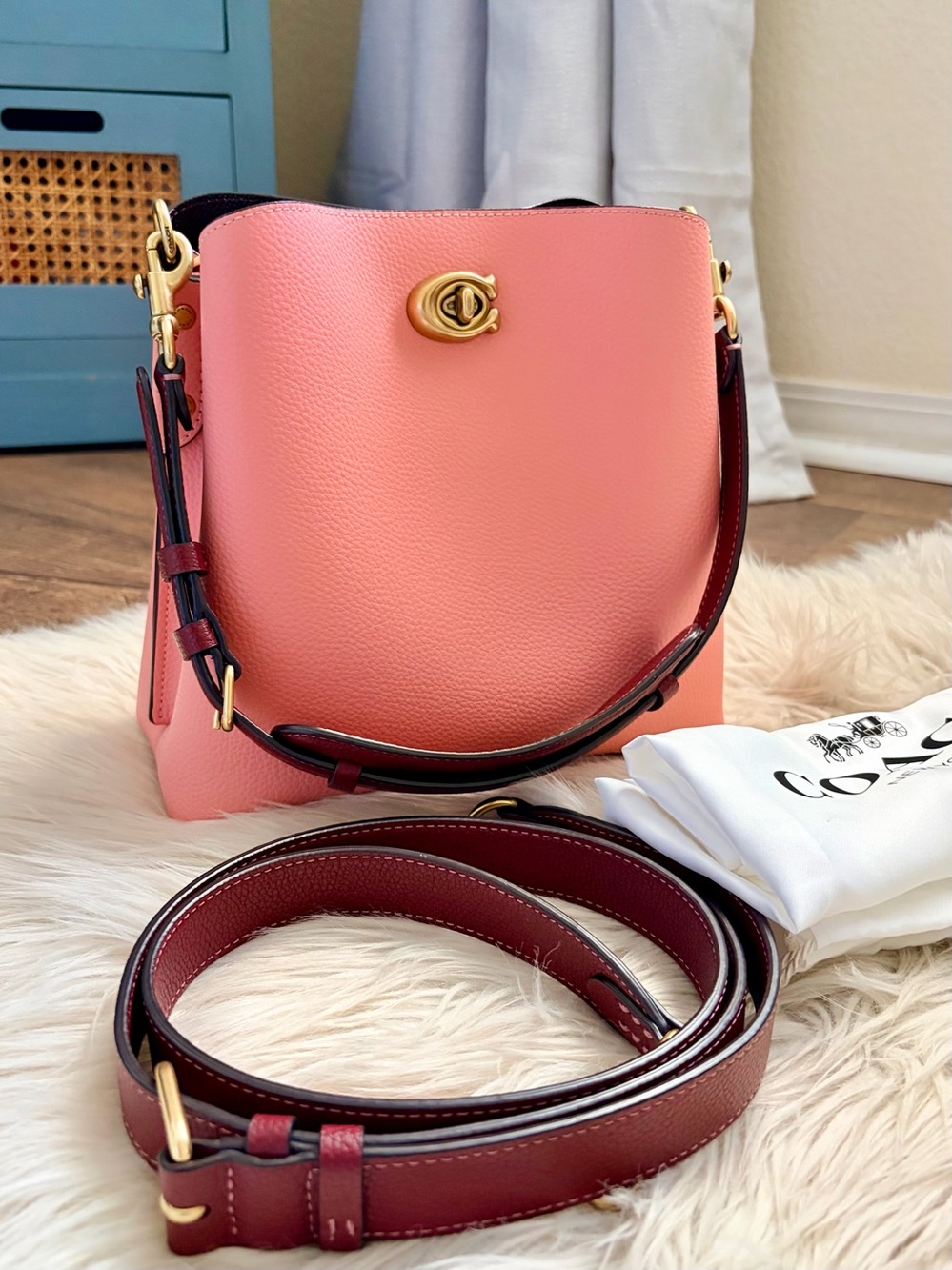 Coach Willow Bucket Bag Candy Pink Multi Brass Hardware Like New - Picture 6 of 17